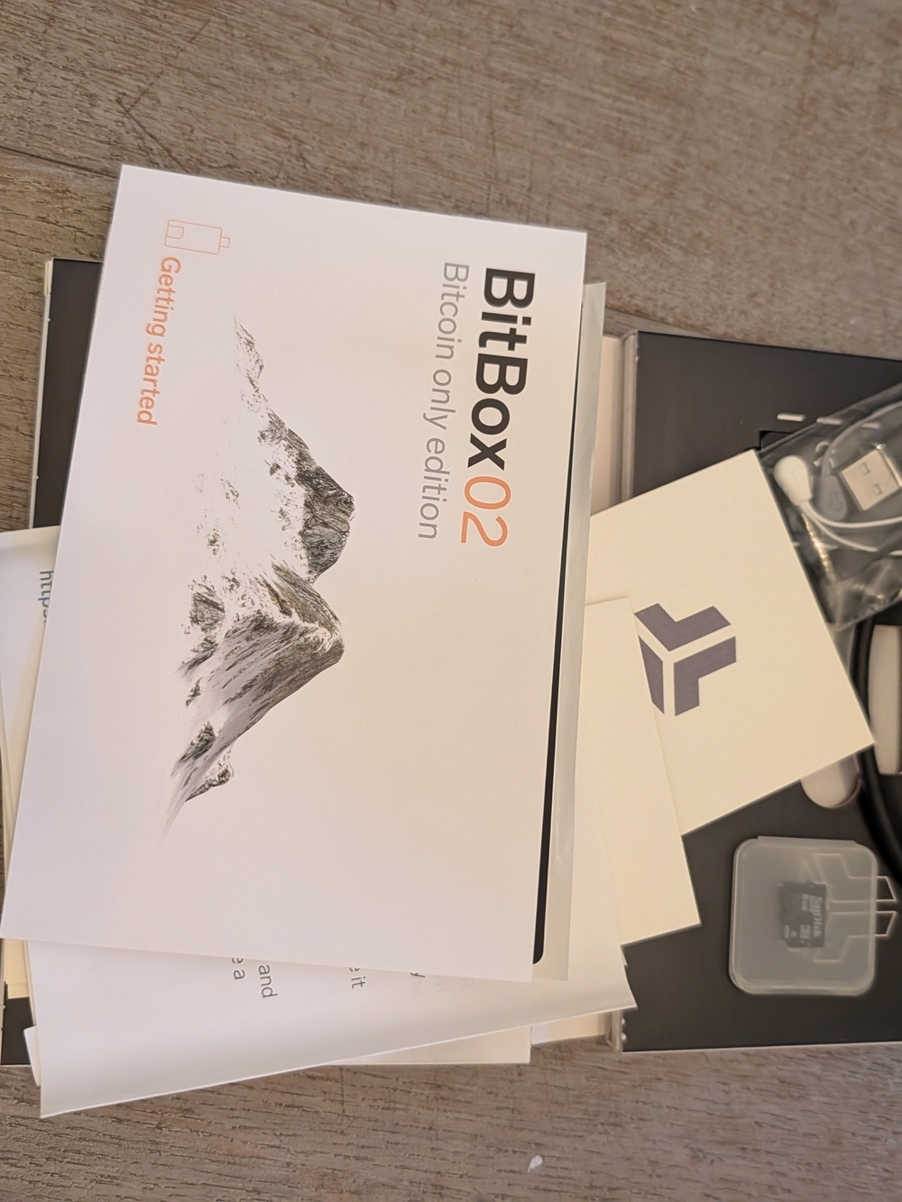 BitBox02 Bitcoin-Only Hardware Wallet Unused Open Box - Picture 3 of 8